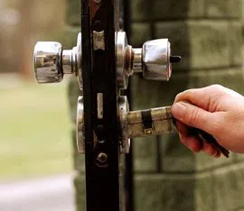 Town Center Locksmith Shop Charlotte, NC 704-593-6528 - 13-Re-Key-Locks